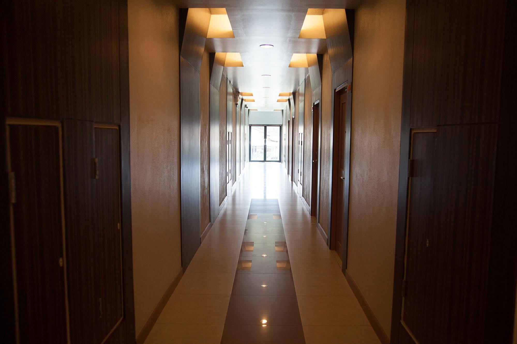 Morage Hotel Phitsanulok Exteriör bild
